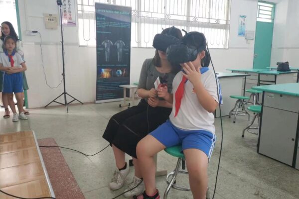 數(shù)字展廳 影(yǐng)視(shì)特效 VR/AR內(nèi)容定制(zhì) 小(xiǎo)程序 微(wēi)信公衆号