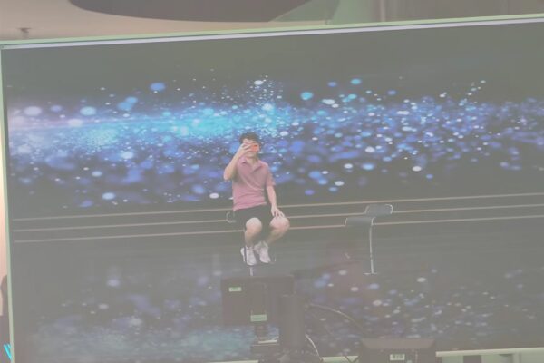 實時(shí)摳像合成虛拟舞(wǔ)台